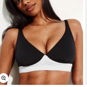 NWT Knix Black/WHITE Swimwear Bikini Top Sz S